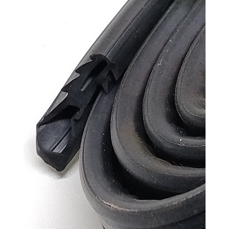 Уплотнитель (уплотнительная резина) двери для посудомоечной машины Indesit C00345554- фото2